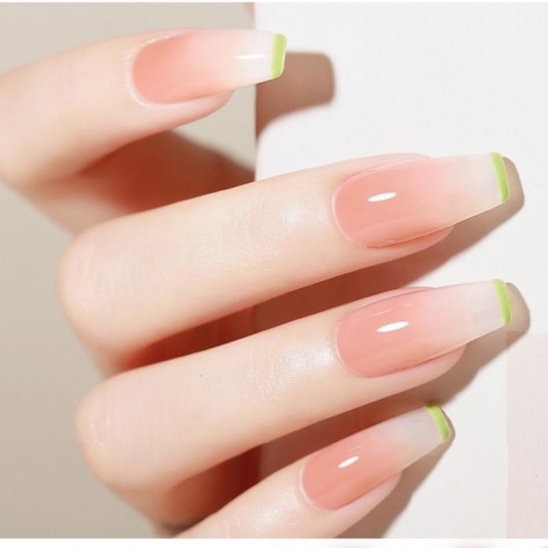 BEAUTY TIPS: 12 TIPS FOR STRONG AND HEALTHY NAILS